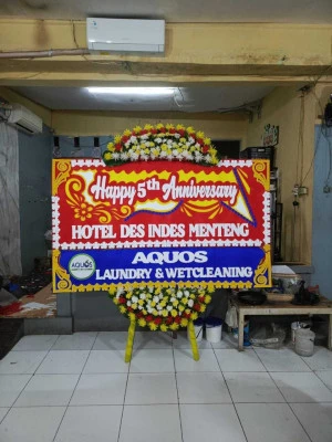 Papan Bunga di Kawasan Industri Ejip
